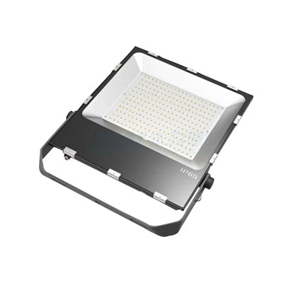 100W LED reflektor s krytím IP66