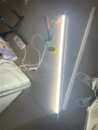 150w svetlomet 1 svetelná účinnosť (LM/W)